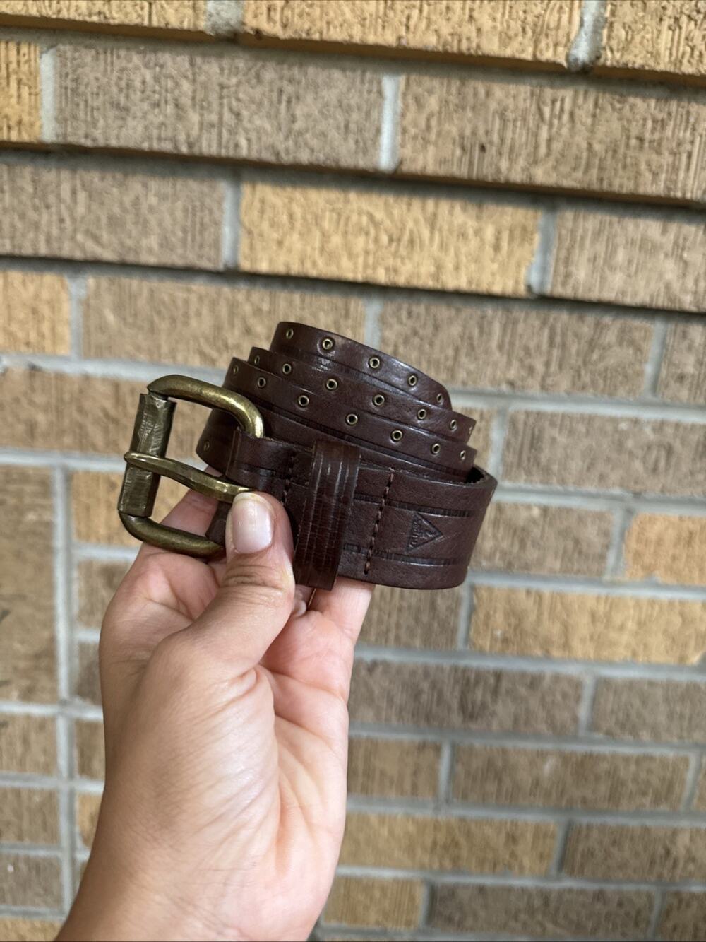 Guess Belt Womens Sz M Brown Genuine Leather Gold Studded Buckle Western Style